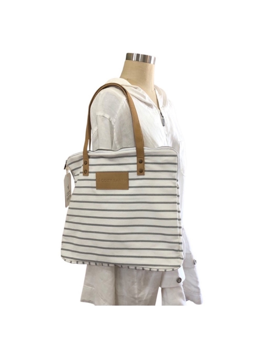 NWT Cozy Earth Striped Large Tote White/Tan leather faux Handles Shoulder Bag